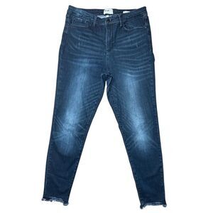 WilliamRast  Sculpted Highrise Jean Junior Sz: 31